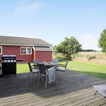 3 Bedroom Gorgeous In Holiday home