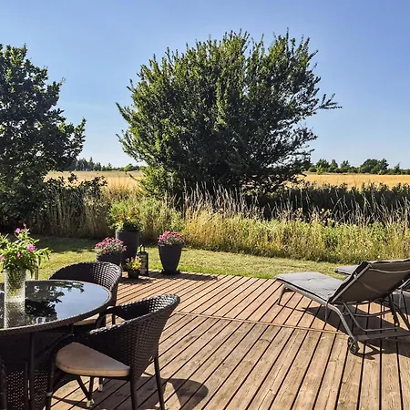 2 Bedroom Awesome In Gudhjem