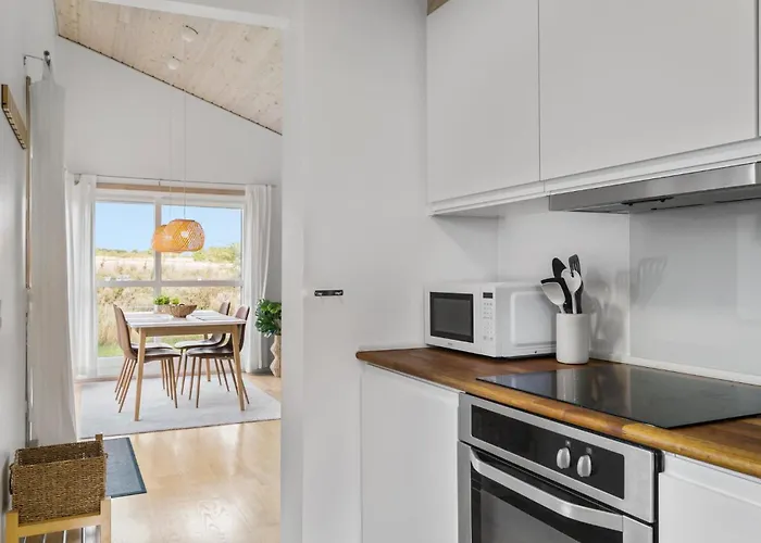 Casa de Férias 3 Bedroom Gorgeous In Gudhjem